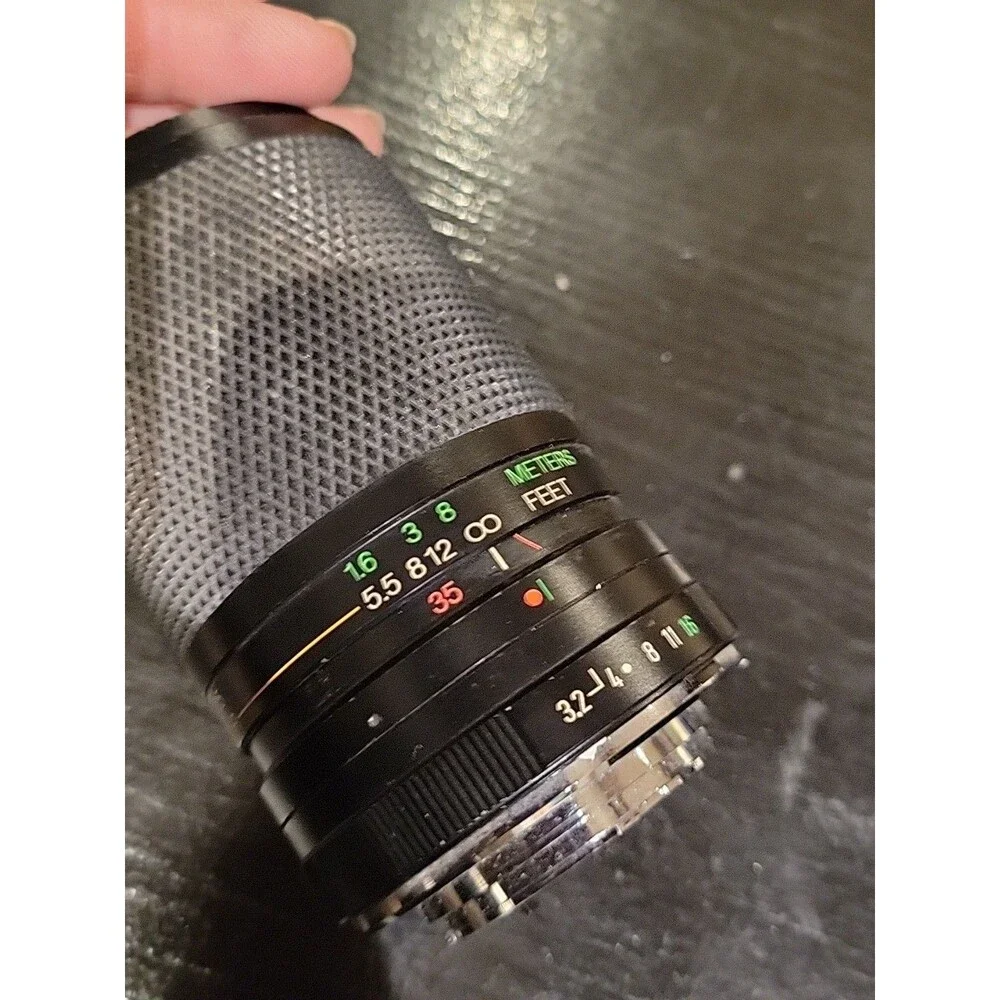 Vivitar 35-105mm f/3.2-4 MC Macro Focusing Zoom Lens P/K Mount 55mm Japan